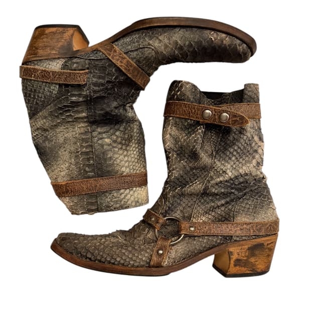 ALFREDO BANNISTER Alligator Snake Boots