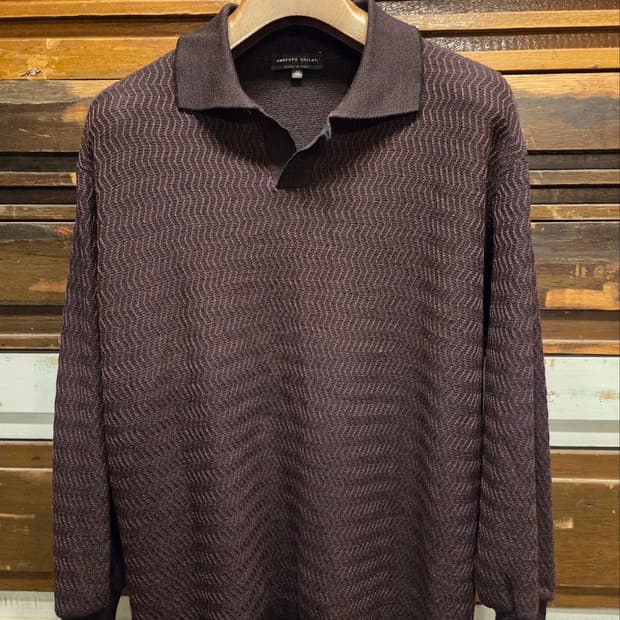 움베르토 발라티 니트 PK