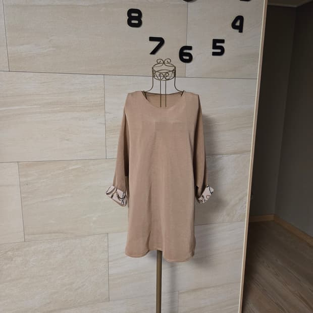 [66] DAKS 닥스 플리츠 여성티