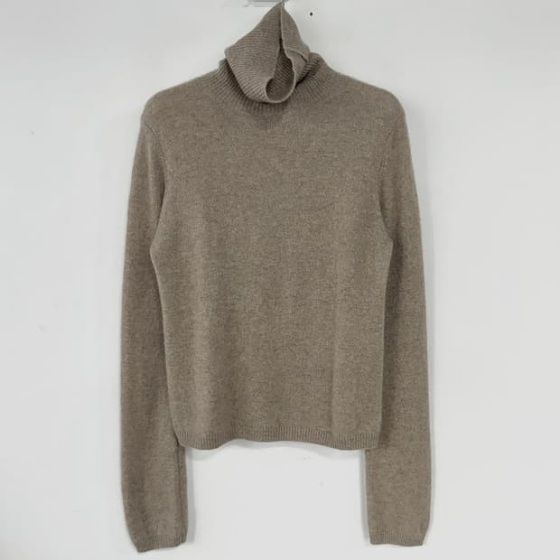 R2W 슈퍼 캐시미어 터틀넥 니트 탑