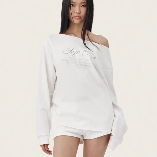 클리시어 소프트 클럽 원숄더 스웻셔츠 화이트