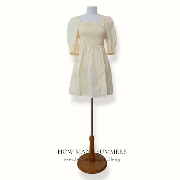 H&M 스모킹 원피스 M 크림 스퀘어넥 퍼프 면 반팔
