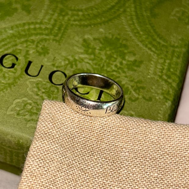 구찌 블라인드 포 러브 9호