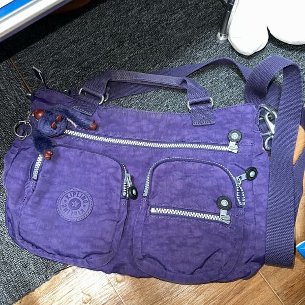 키플링 보라색 크로스백