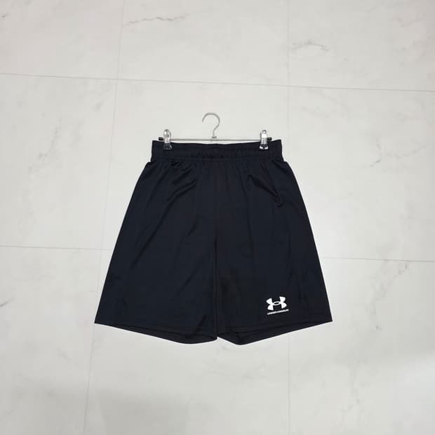 L 언더아머 기능성 반바지 블랙
