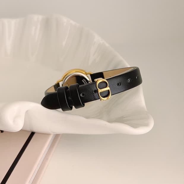 디올 CD 버클시계 [감정서 포함]