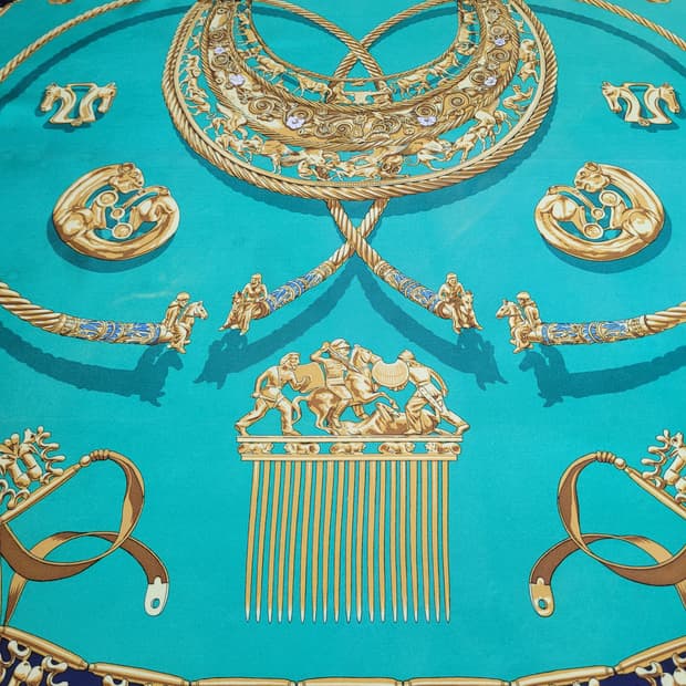 정품 에르메스 까레 실크 스카프