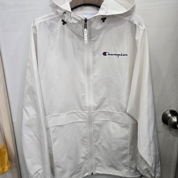 S,ASIA M사이즈 )) Champion 챔피온 바람막이 점퍼!