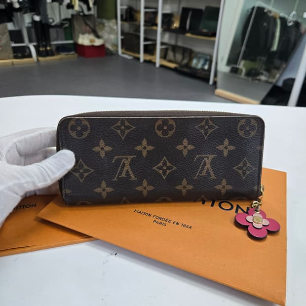 [50%세일] 루이비통 클레망스 장지갑