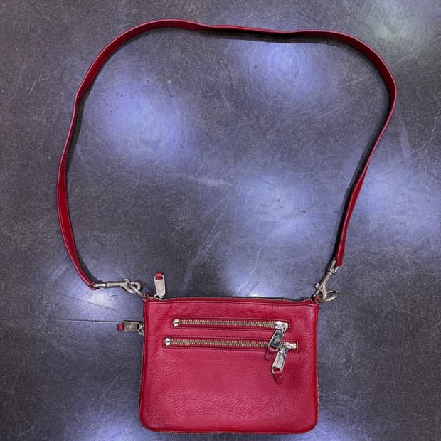 콜한 지퍼 디자인 가죽 레더 크로스바디 크로스백 레드와인