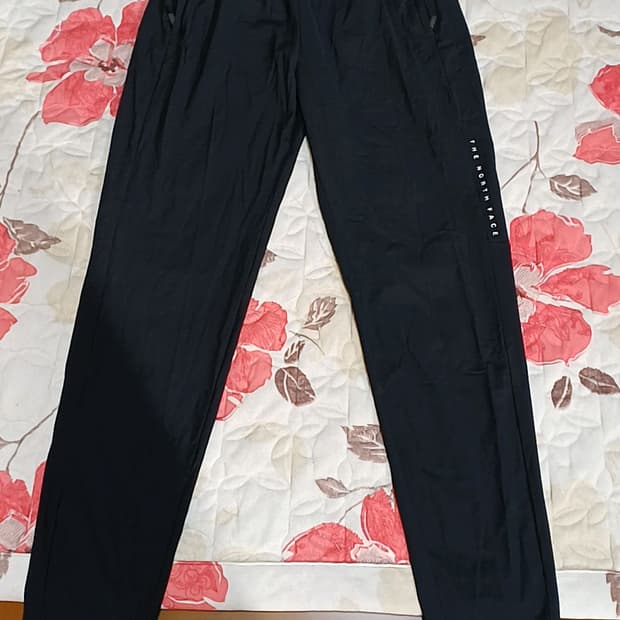 노스페이스 냉감기능성 얇은여름팬츠 27인치 기장94