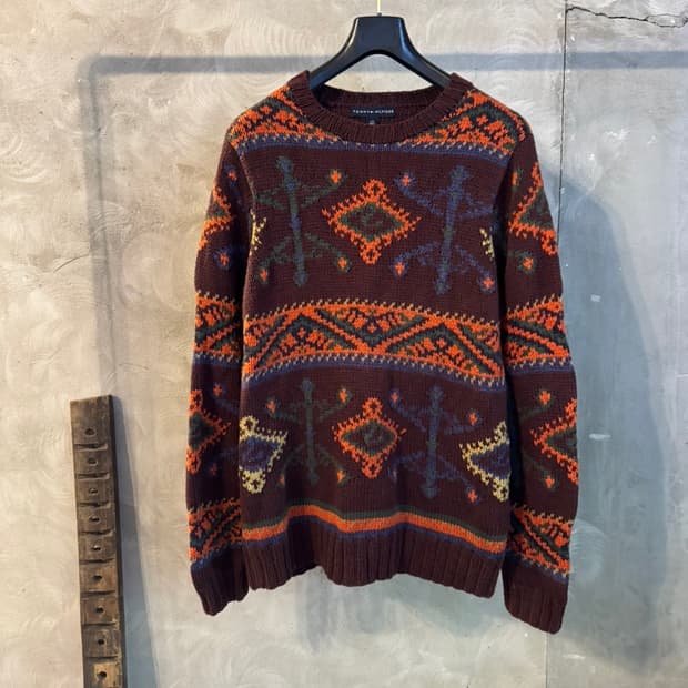 타미힐피거 나바호 니트 105