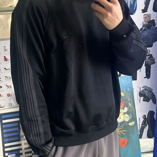 TRACK CREWNECK 트랙 크루넥