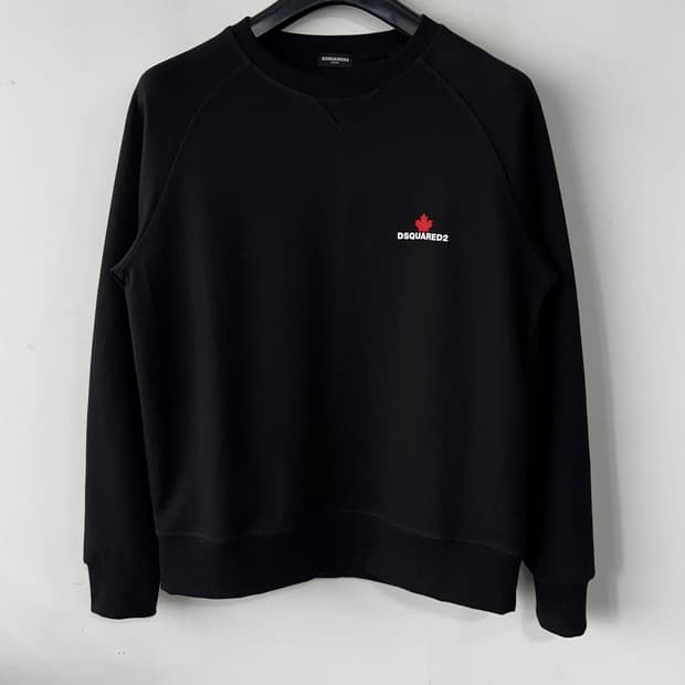 디스퀘어드2 블랙 로고 맨투맨