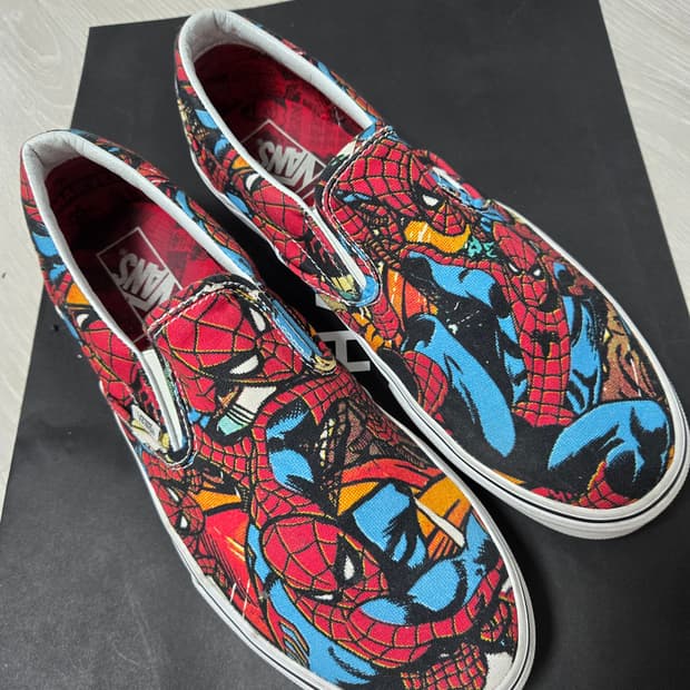 (한정판) Vans  반스 스파이더맨 슬립온