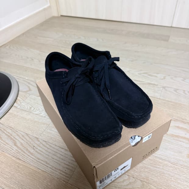 클락스 왈라비 UK7