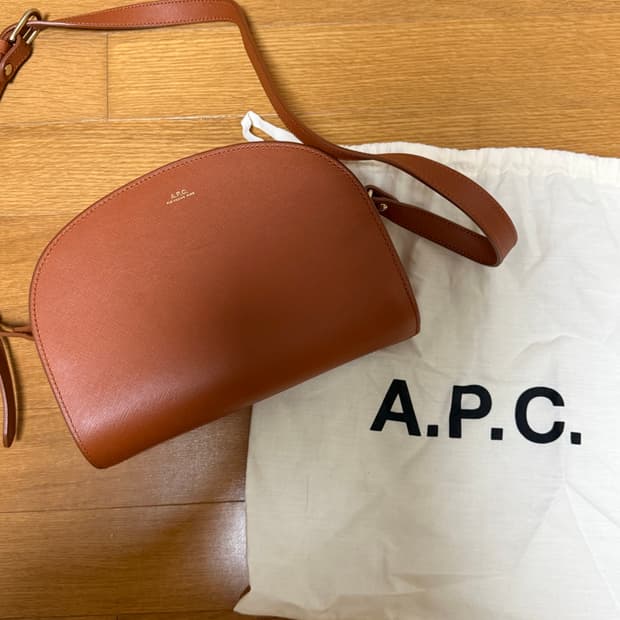 apc 하프문 백 사피아노