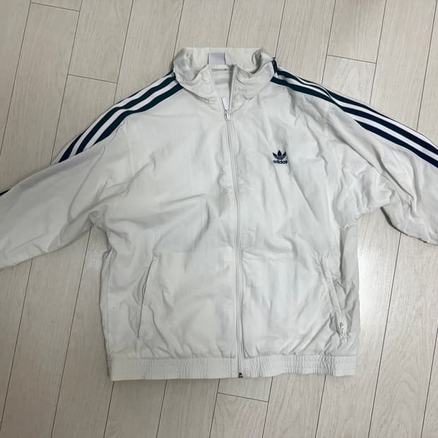 아디다스 흰색 져지