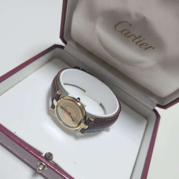 까르띠에 머스트 방돔(뱅돔 혹은 vendome) 버메일 트리니티 워치
