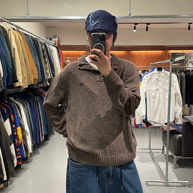 CHAPS 패치 반집업 니트