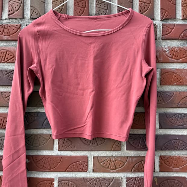 룰루레몬 크롭 롱슬리브 (핑크 / 사이즈 4)