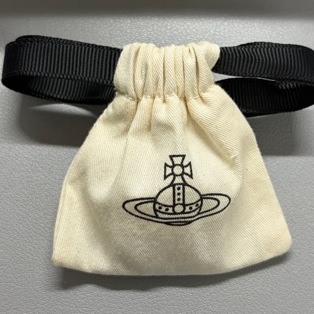 비비안웨스트우드 미니 바스 릴리프 오브 블랙 다이아몬드