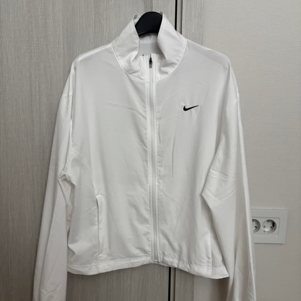 나이키 여성용 드라이핏 바람막이 자켓 화이트