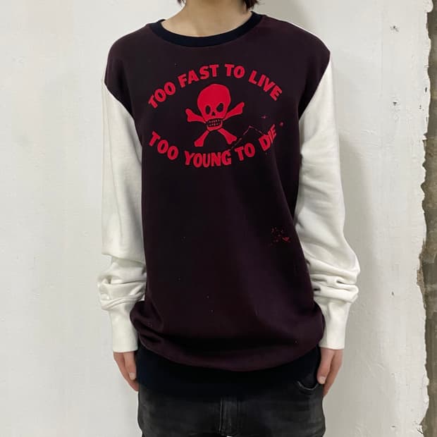 비비안웨스트우드 앵글로매니아 스컬 스웻 셔츠