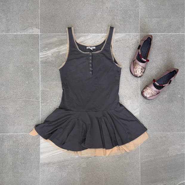 PARTIMENTO Contrast Button Up Dress