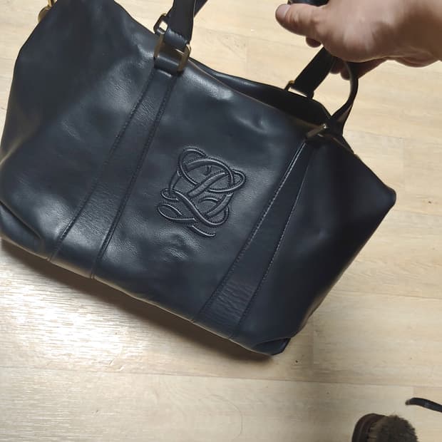 루이까또즈 완전 부드러운 카프 숄더백