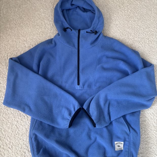 디스이즈네버댓 플리스 자켓