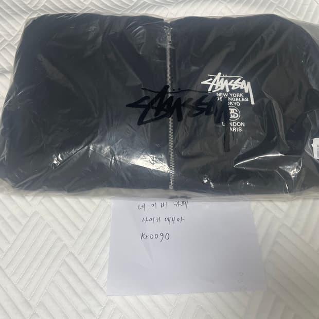 스투시 26ss 월드투어 후드집업 블랙 XXL