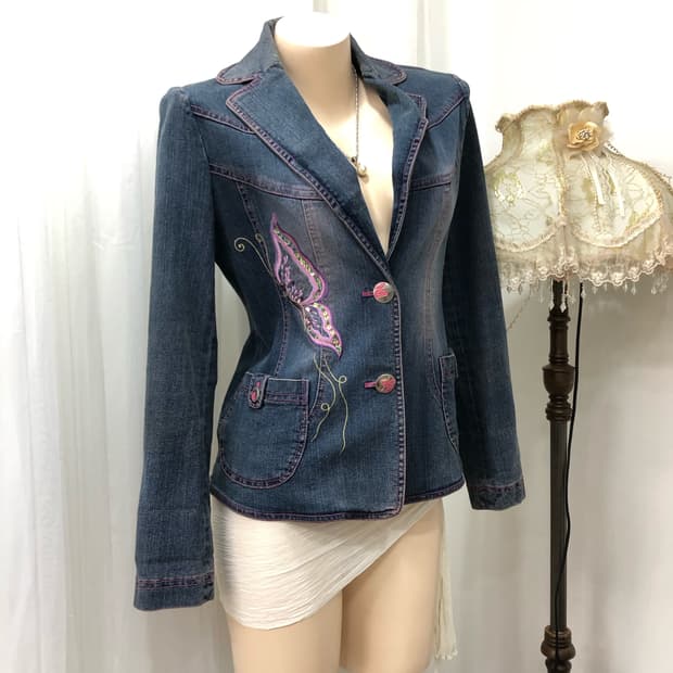 pink stitch butterfly denim jackek
