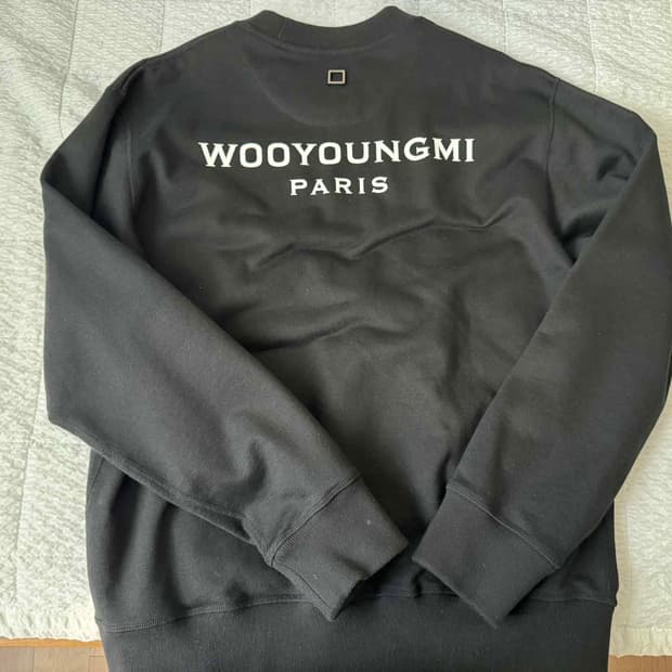 우영미 맨투맨 새상품급