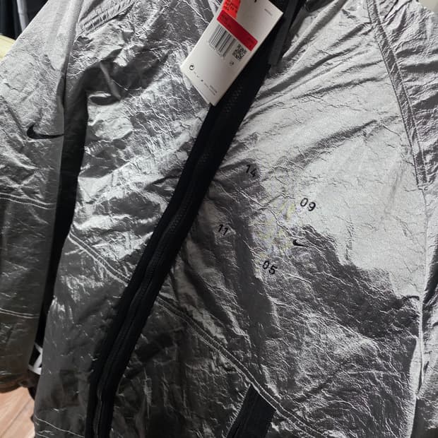 [L]나이키 실버 테크팩 우븐 바람막이