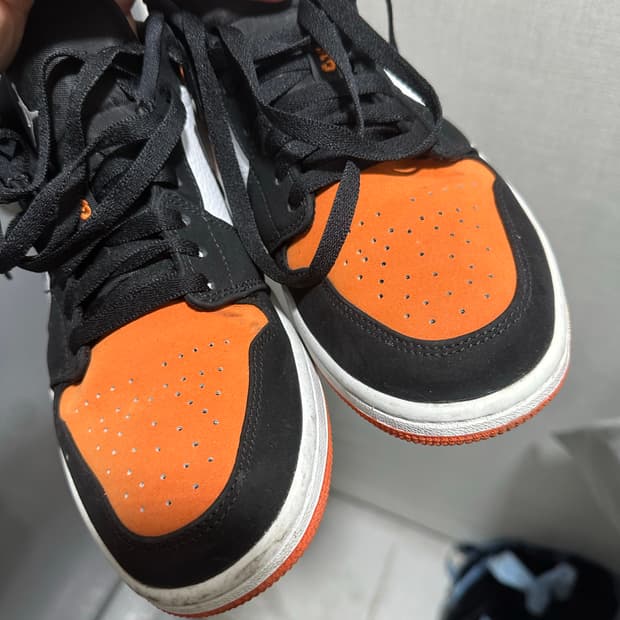 나이키 에어 조던1 섀터드 백보드 오렌지/블랙