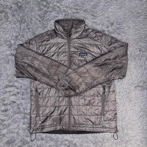 파타고니아 나노 퍼프 경량패딩 실버 그레이