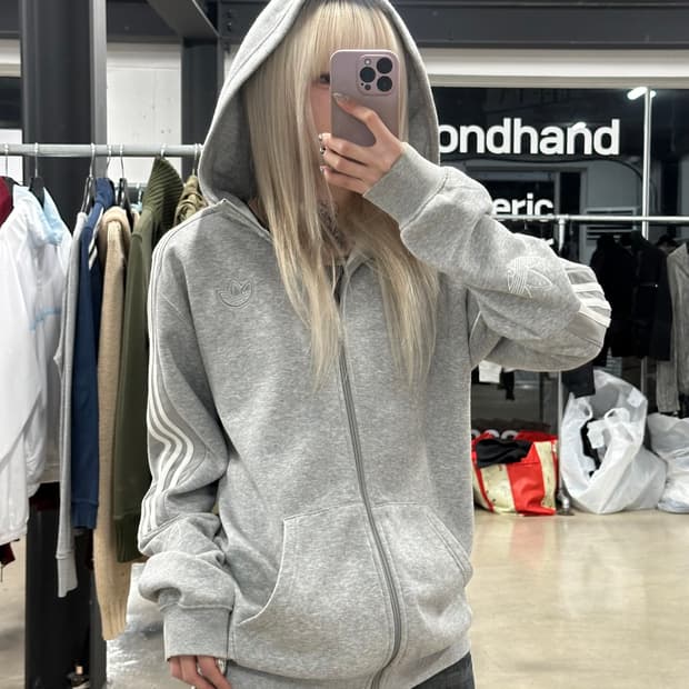 아디다스 에센셜 플러스 루즈 핏 3-스트라이프 프렌치 테리 전장 지퍼