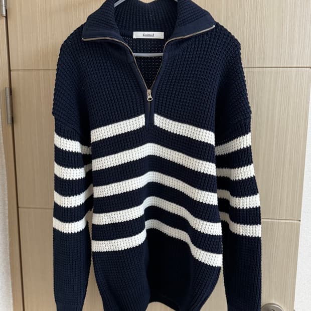 니티드 와플 하프집업 니트