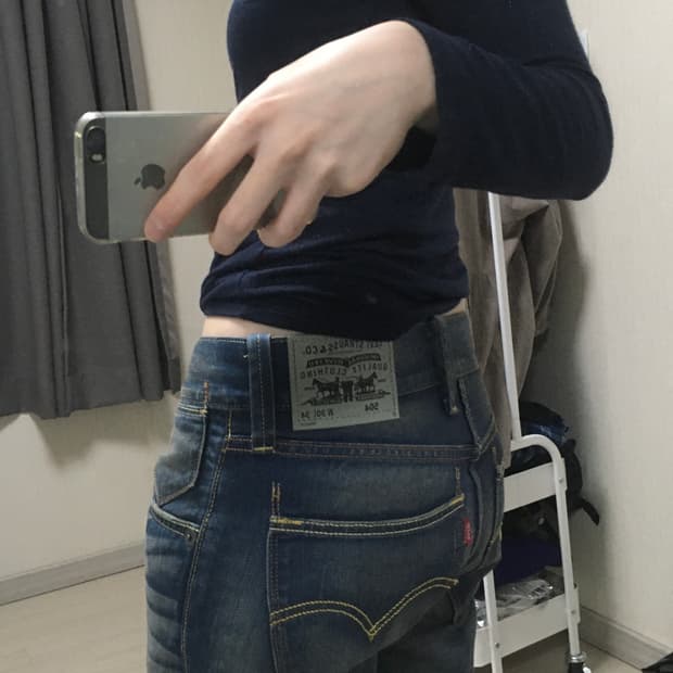 Levi’s 504 slim pants