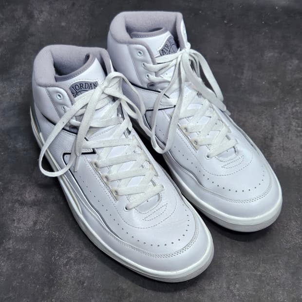 [S급] 에어 조던 2 레트로 뉴트럴 그레이 270mm