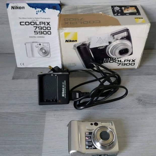 무료배송) 니콘 쿨픽스 7900 빈티지 디카 실버