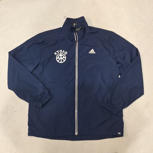 아디다스  바람막이XL