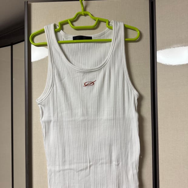 51퍼센트 슬리브리스 나시 화이트 M