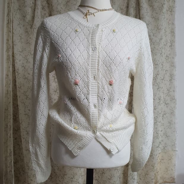 [일본빈티지] 플라워 자수 화이트 니트 가디건