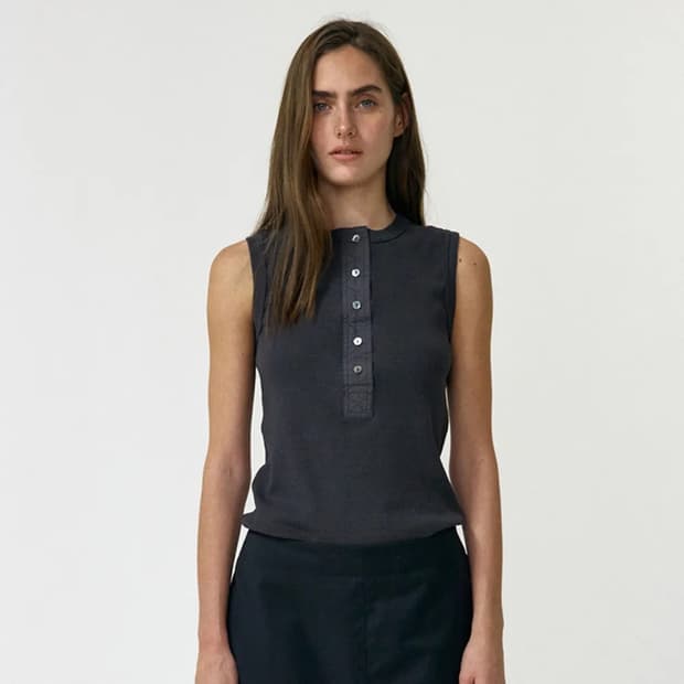 [새제품] 낫띵리튼 Tina Henry neck sleeveless