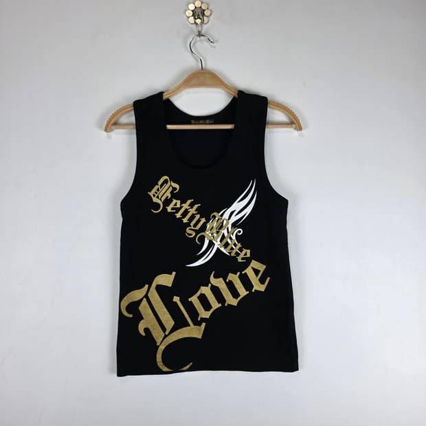 Betty Blue Love 레터링 슬리브리스