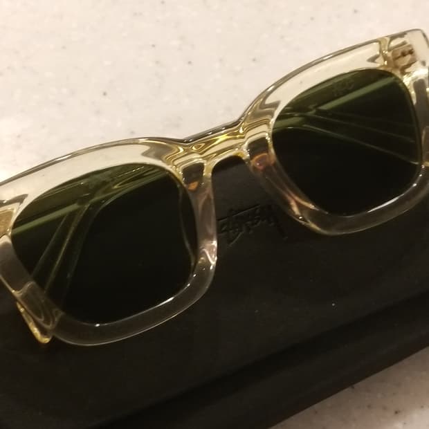 스투시 에이스 선글라스 본 그린 렌즈