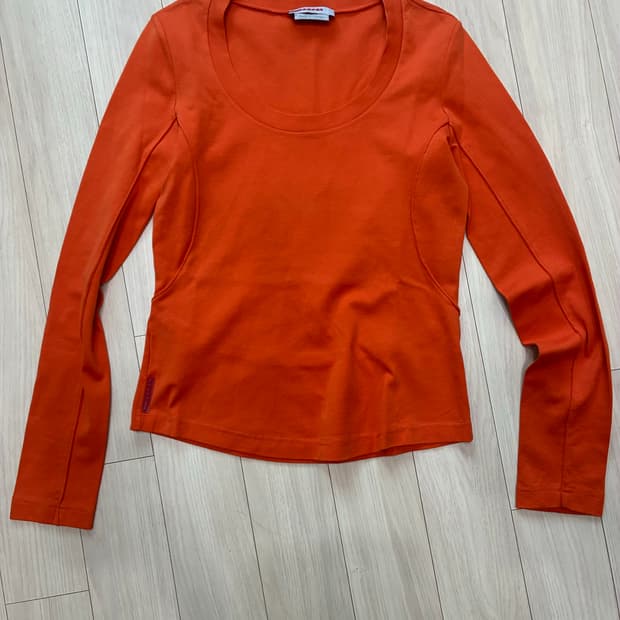 [정품] Prada Sport 프라다스포츠 오렌지 롱슬리브 탑 🍊