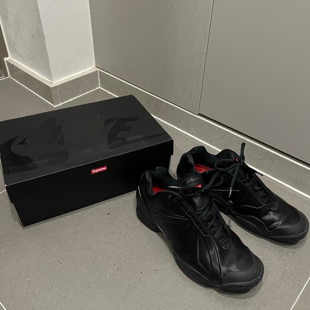 나이키 슈프림 코트포짓 블랙 